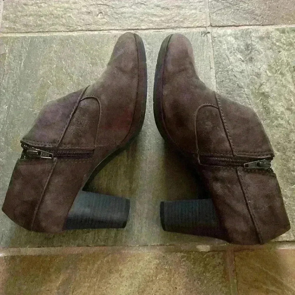 Clarks Women’s Kalea Aleita Ankle Boots Size 8.0 Brown Upper Suede - Picture 14 of 15